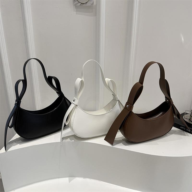 Bag Women's New Popular Niche Design Bow Crescent Bag Premium Texture Portable Messenger Bag Versatile