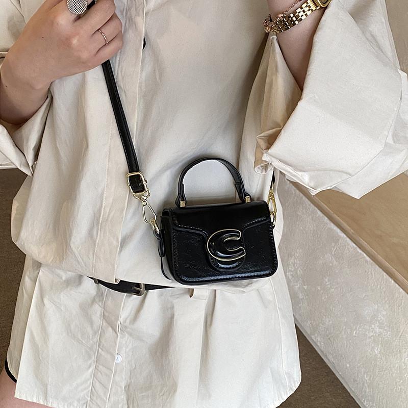 Minimalist Small Handheld Bag Pu Material With Card Pocket For Street Style