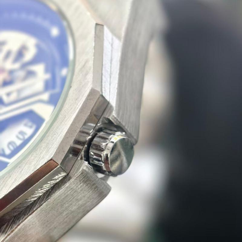 PINTIME Sports Watch for Men Water Resistant Automatic Mechanical Men's Silicone Strap Wristwatch Retro Watch