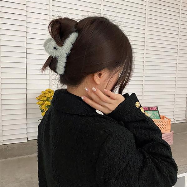 Women Plush Hair Claws Autumn Winter Hair Clips Hair Crabs Soft Girl Hairgrips Hair Accessories Barrette