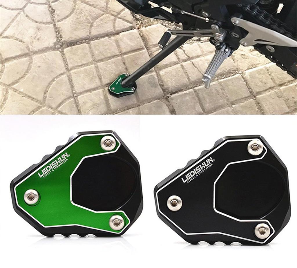 Motorcycle Side Stand Plate for Kawasaki Ninja 400 Z400 ZX25R/SE ZX4R ZX4RR V-ERSYS650 (Green)