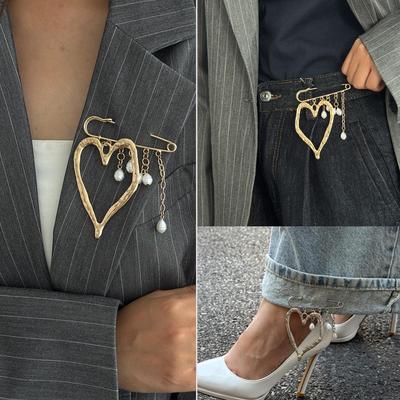 Exaggerated French Lava Heart Brooch with Pearl Tassel Chain