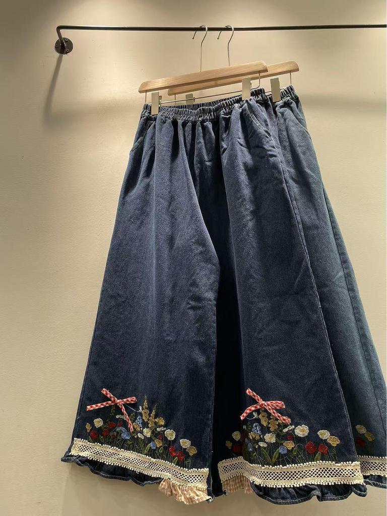 Haftowane Jeansy Szerokie Nogawki z Elastyczną Talia w Stylu Mori Girl dla Kobiet