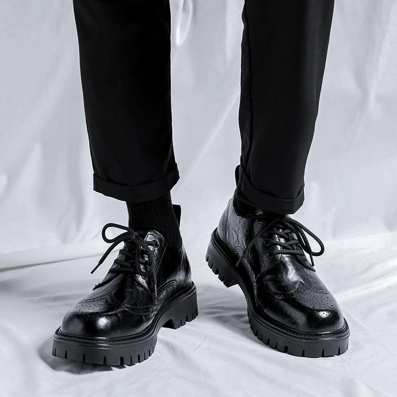 2024 Neu Modische Herren Schwarze Lederschuhe Gummisohle Rutschfest Herren Büro Business Kleider Ballerinas Herren Qualitäts-Lederschuhe