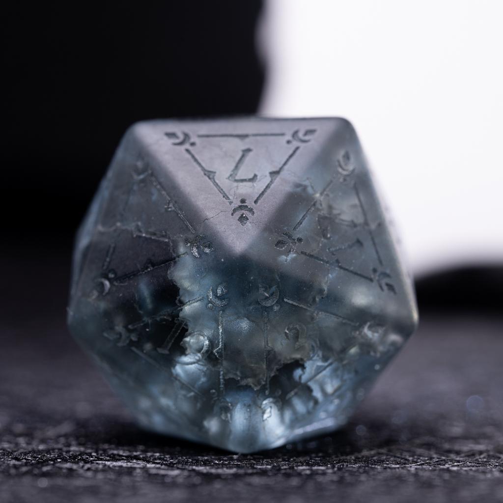 Babylon Dice, Ice Crack Crystal Dice Original Peripheral Return To the Future 1999 Comala Rain