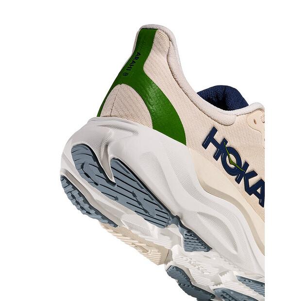 Беговые кроссовки Hoka Arahi 8