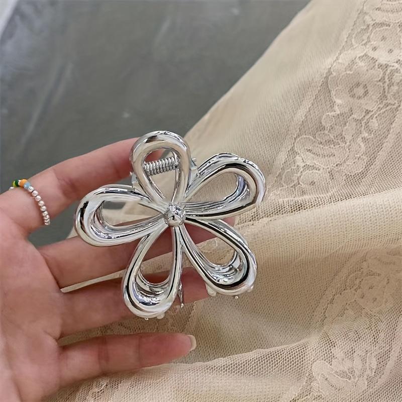1 pince à cheveux fleur en métal pour femmes, maintien fort, taille moyenne, adaptée aux cheveux fins, style mode classique