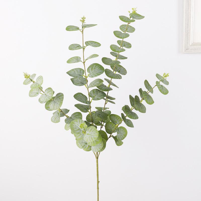 

Silk cloth decoration money leaf indoor scene, wedding simulation autumn color eucalyptus