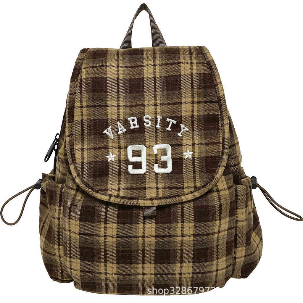 A Niche Retro Checkered Backpack for Women, A Casual Schoolbag for Autumn and Winter