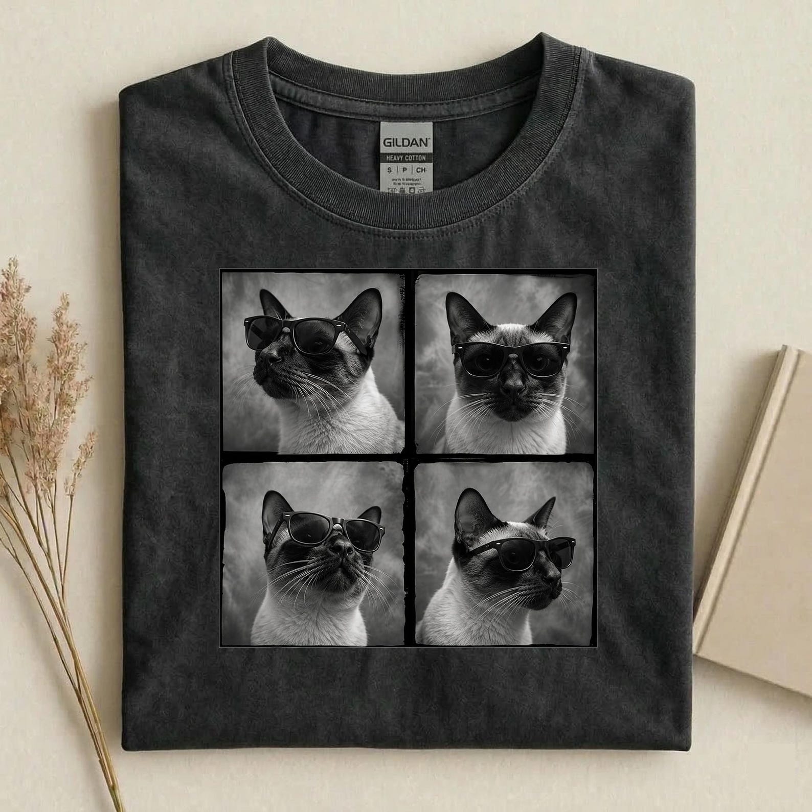 Cool Siamese Cat Shirt, Funny Cat Sunglasses Tee, Siamese Cat Lover Gift, Retro Pet Graphic Shirt, Cat Mom Tee, Animal Lover Gift 2XL