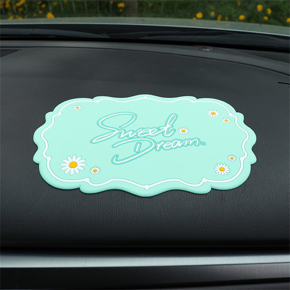 Inside The Car High Temperature Resistant Non-slip Mat Odorless Wear-resistant Anti-aging Creativity Insulation Pads Ornaments