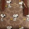 Coach X Peanuts Ville 15 Logo Classique Imprimé Sac Cabas en Similicuir Sacs Cabas Femme Marron CBS83-IMY3O