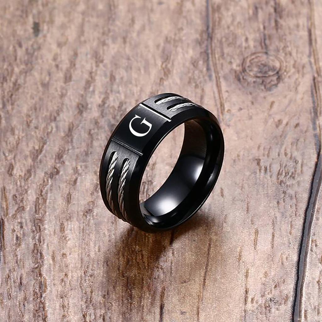 Stilvoller schwarzer Herrenring mit Anfangsbuchstaben, wasserdichter Edelstahl-Ehering mit dem Buchstaben AZ für Männer und Jungen als Fingergeschenk