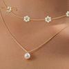 Collier de perles d'imitation dorées Collier multicouche plaqué or Design de fleur Choker de perles d'imitation Bijoux Cadeaux pour mariages fêtes