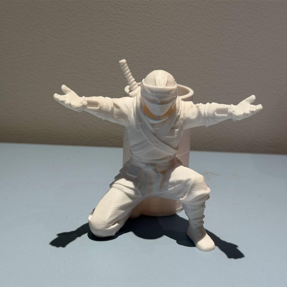 Plastic 3D Printed Pen Stand Funny Desktop Organizer Ninja Warrior Pen Holder  Student бежевый