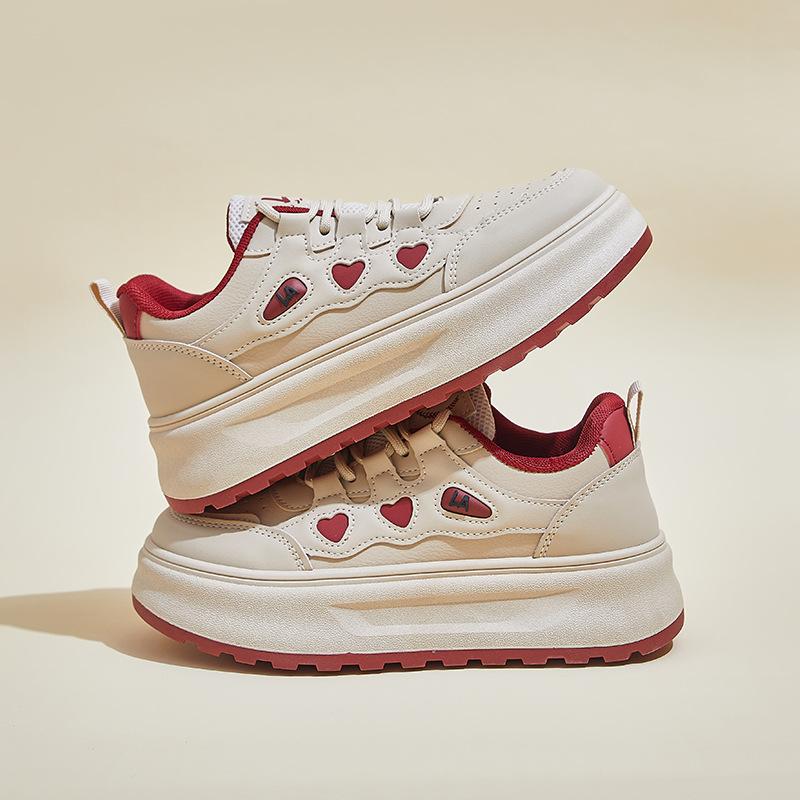 Повседневная обувь для ходьбы для женщин Удобные кроссовки из искусственной кожи со шнуровкой на толстой платформе Нескользящие теннисные кроссовки Женские дышащие кроссовки для бега 35 2323₽