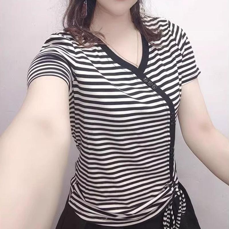 

Женская одежда больших размеров лето новый стиль утягивающий шнуровка короткий рукав полосатая футболка иностранная корейская версия тонкий топ 5XL чёрный