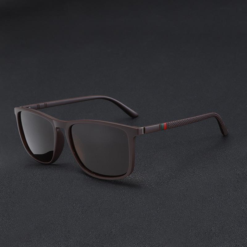Polarized Sunglasses Classic Fashion Sunglasses Square Box for Men and Women Driving Fishing Glasses.