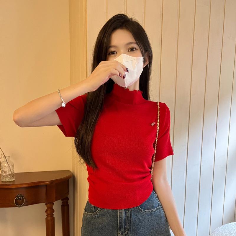 

Летний тонкий свитер с оборками и воротником-стойкой Sense, короткий трикотажный топ с коротким рукавом, футболка, повседневная летняя основа, комфорт и стиль, облегающие свитера, футболки One Size красный