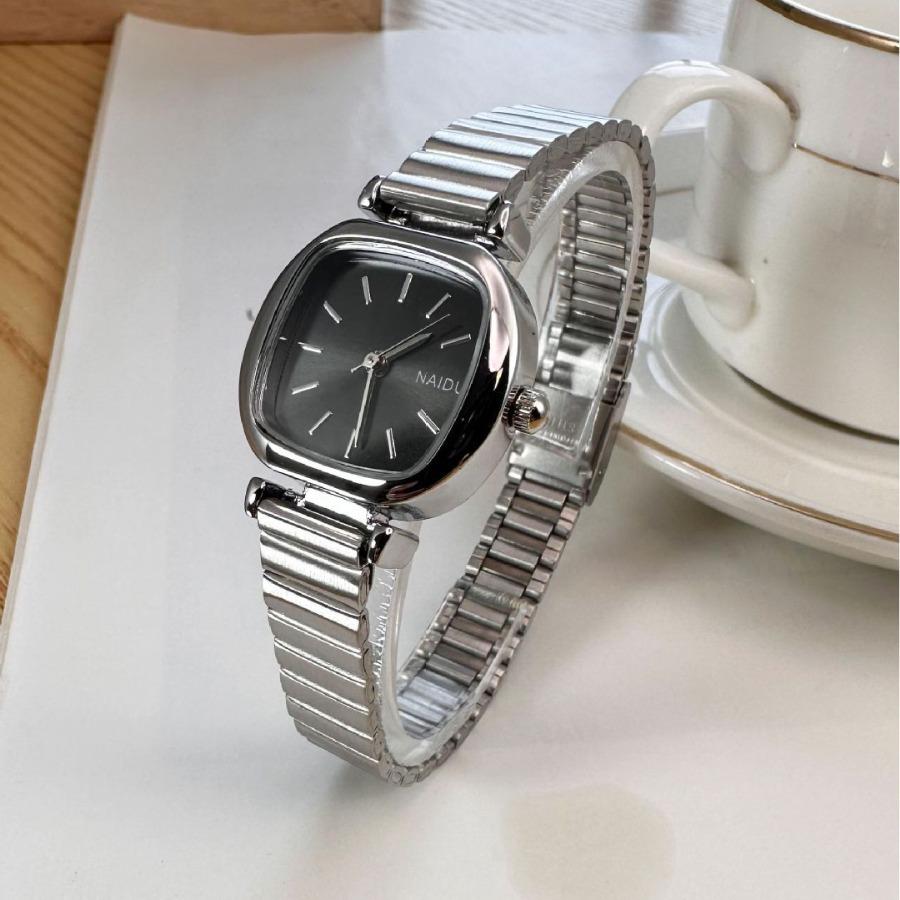 College Style Watch Women Students Korean Version Simple Temperament Small dial Square Ladies Versatile Fashion Quartz Watches