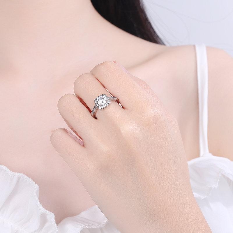 Anillo Princesa de Plata de Ley S925 con Diamante Simuladopara Mujer