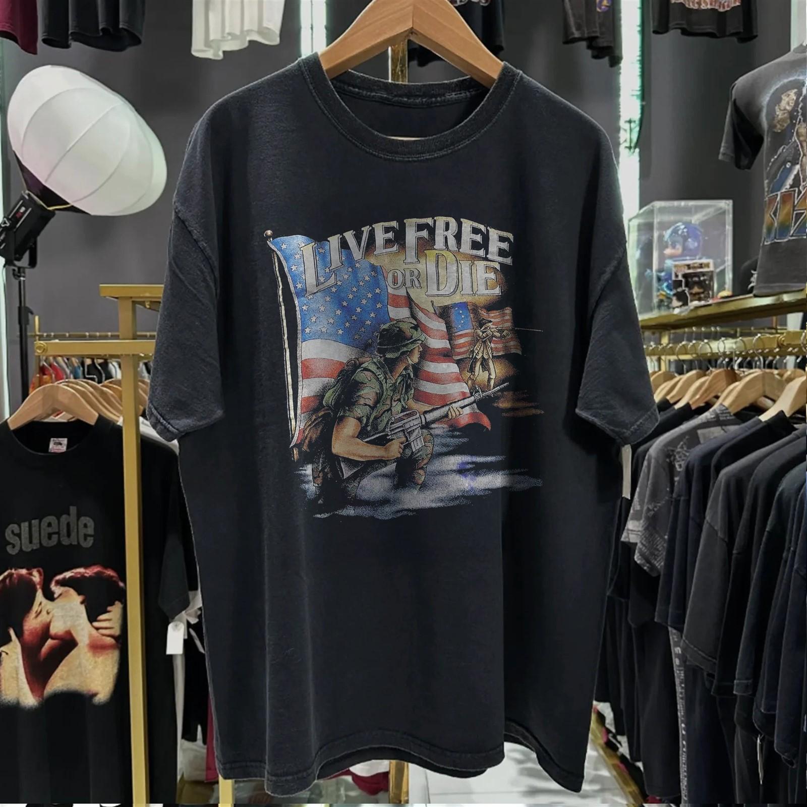 Live Free Or Die Aged T-Shirt Black S S