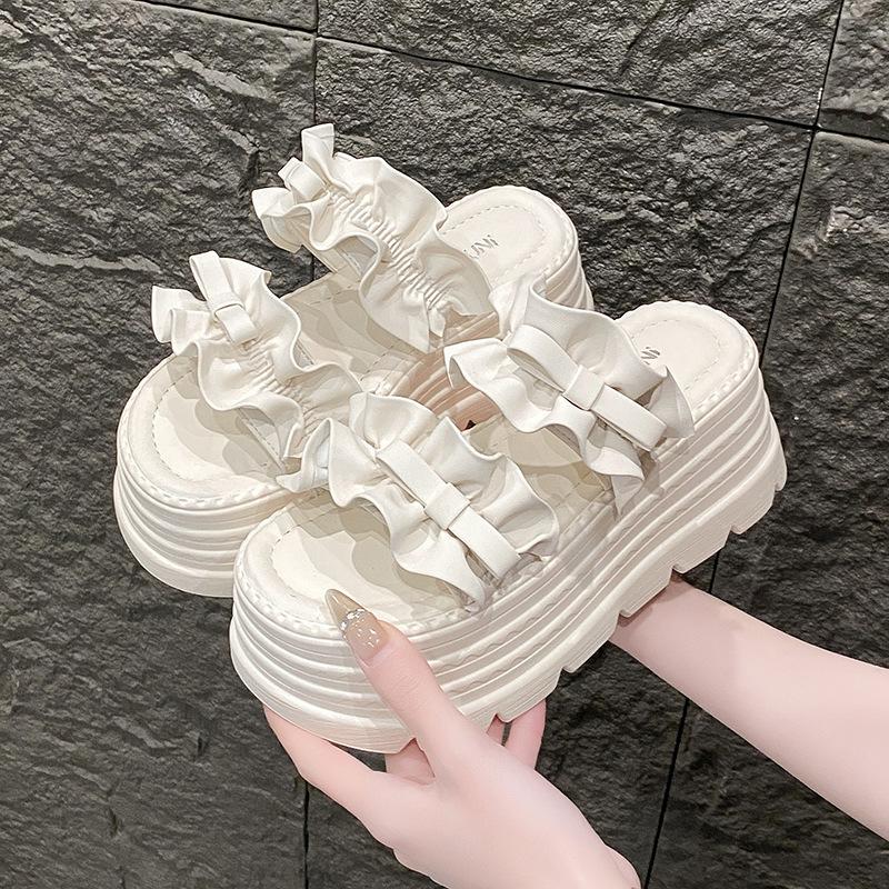 2025 New Niche Design Pleated Lace Thick Bottom One-word Drag Cool Slippers for Summer Wear