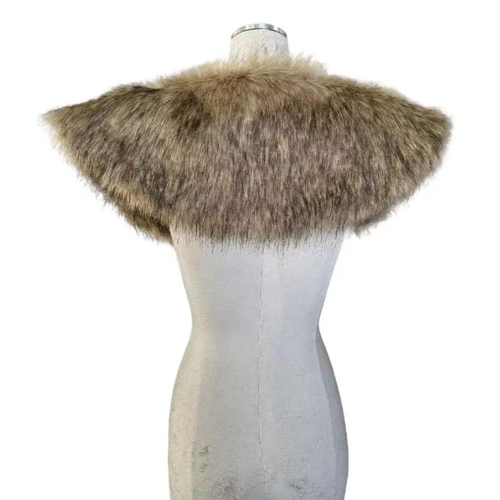Pirate Design Medieval Viking Cape Hunter Style Faux Fur Cloak Retro Warrior Cloak