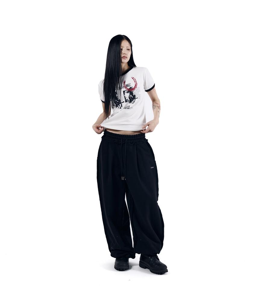 AAKAM Horseshoe Ringer Top (White)