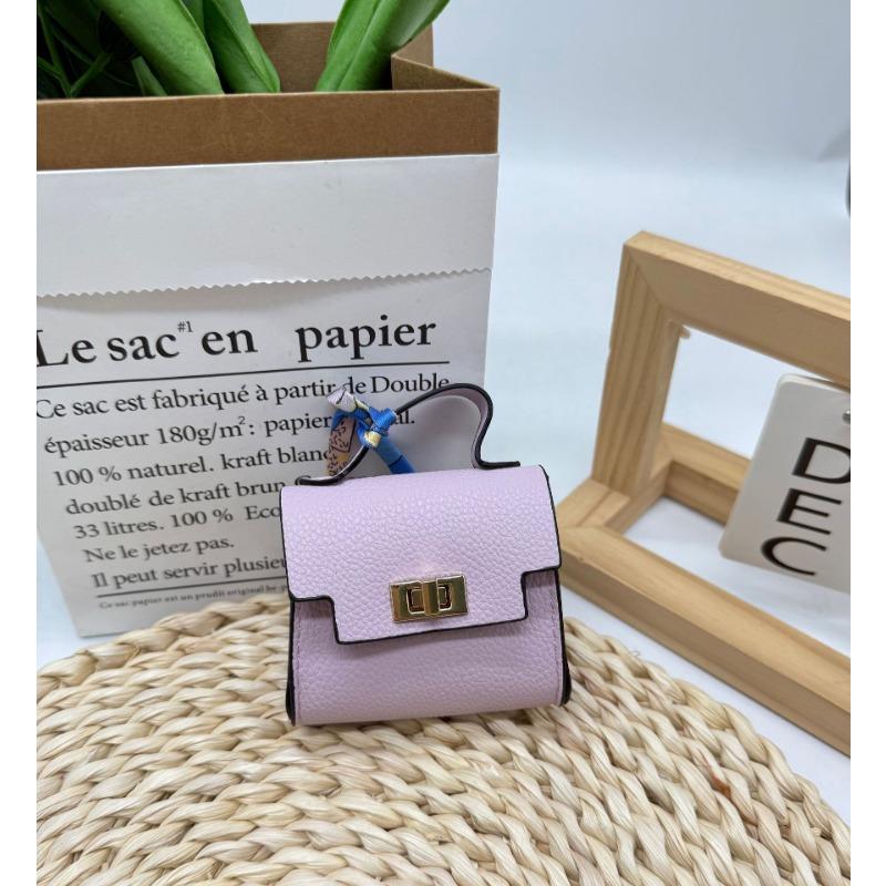 

Сумка нишевого дизайна, новая сумочка с узором личи, маленькая квадратная сумка с высококлассной текстурой, универсальный кулон. светло-фиолетовый