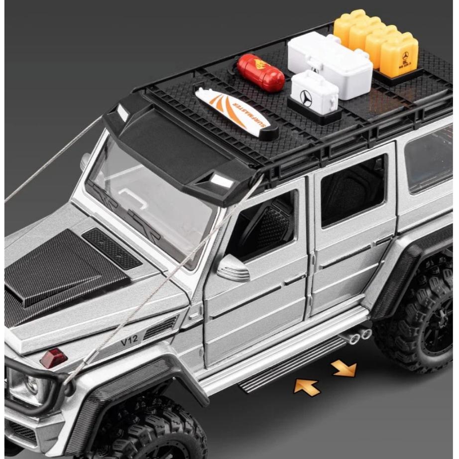 1/24 Scale Mercedes-Benz G550 4X4 Modified Version Off-road Car Diecast Car Sound Light Pull Back Vehicle TV Cabinet Decorations Gift