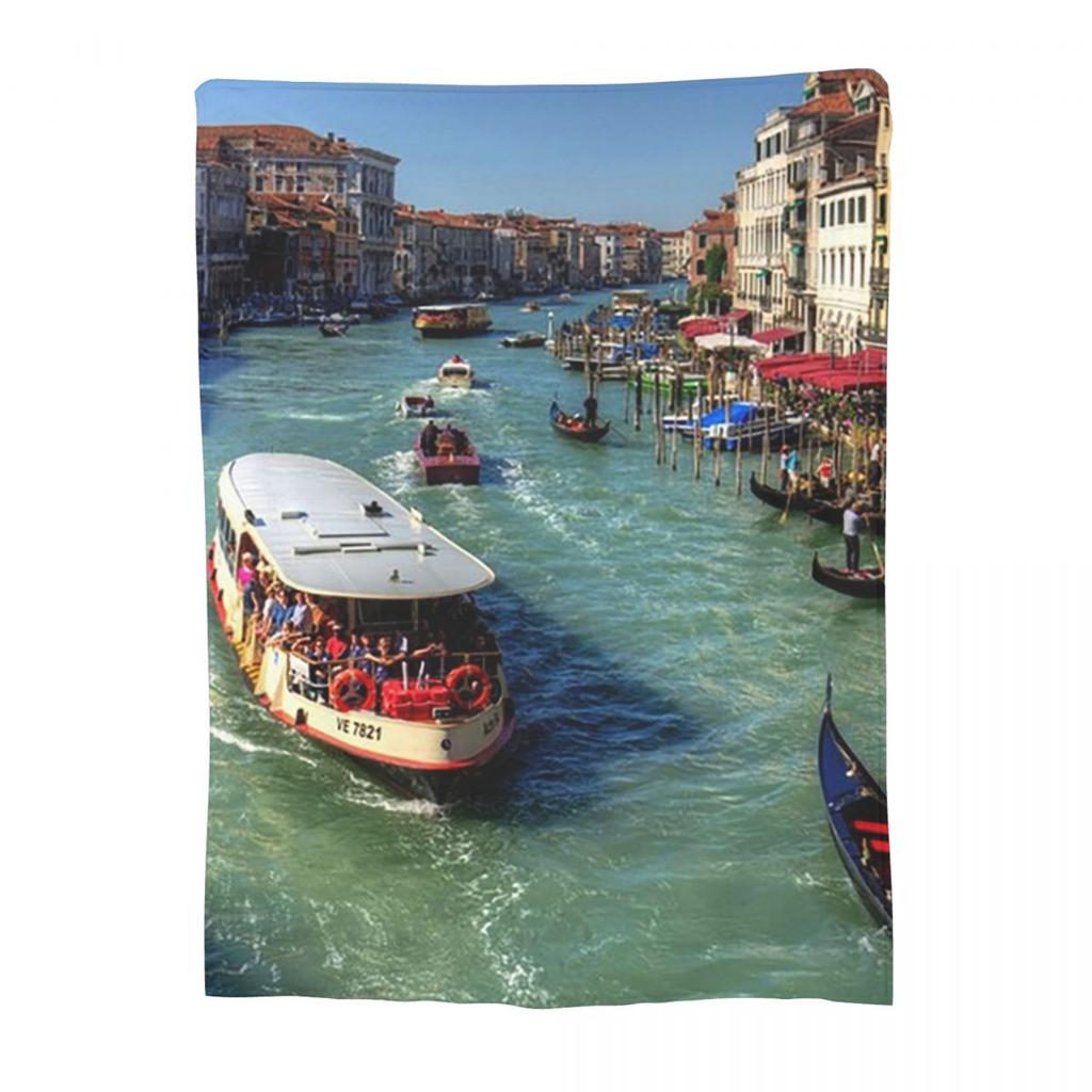 Traffic On The Grand Canal Blankets Soft Warm Flannel Throw Blanket Plush for Bed Living room Picnic Travel Home Couch