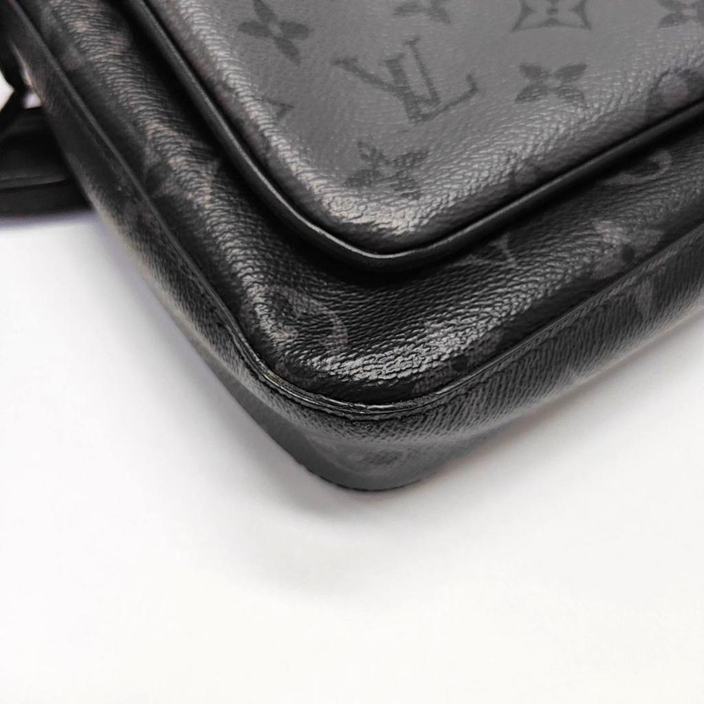 [Pre-Owned] Louis Vuitton Trio Messenger 'Monogram Eclipse Reverse Canvas' - Good #1JZ8U1S