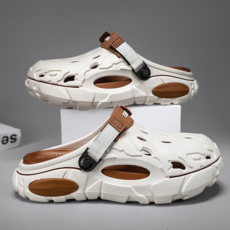 Fashion Clogs Men Sandals Lightweight Breathable Slip-On Sandals Non-Slip Water Shoes for Summer Beach Sandals