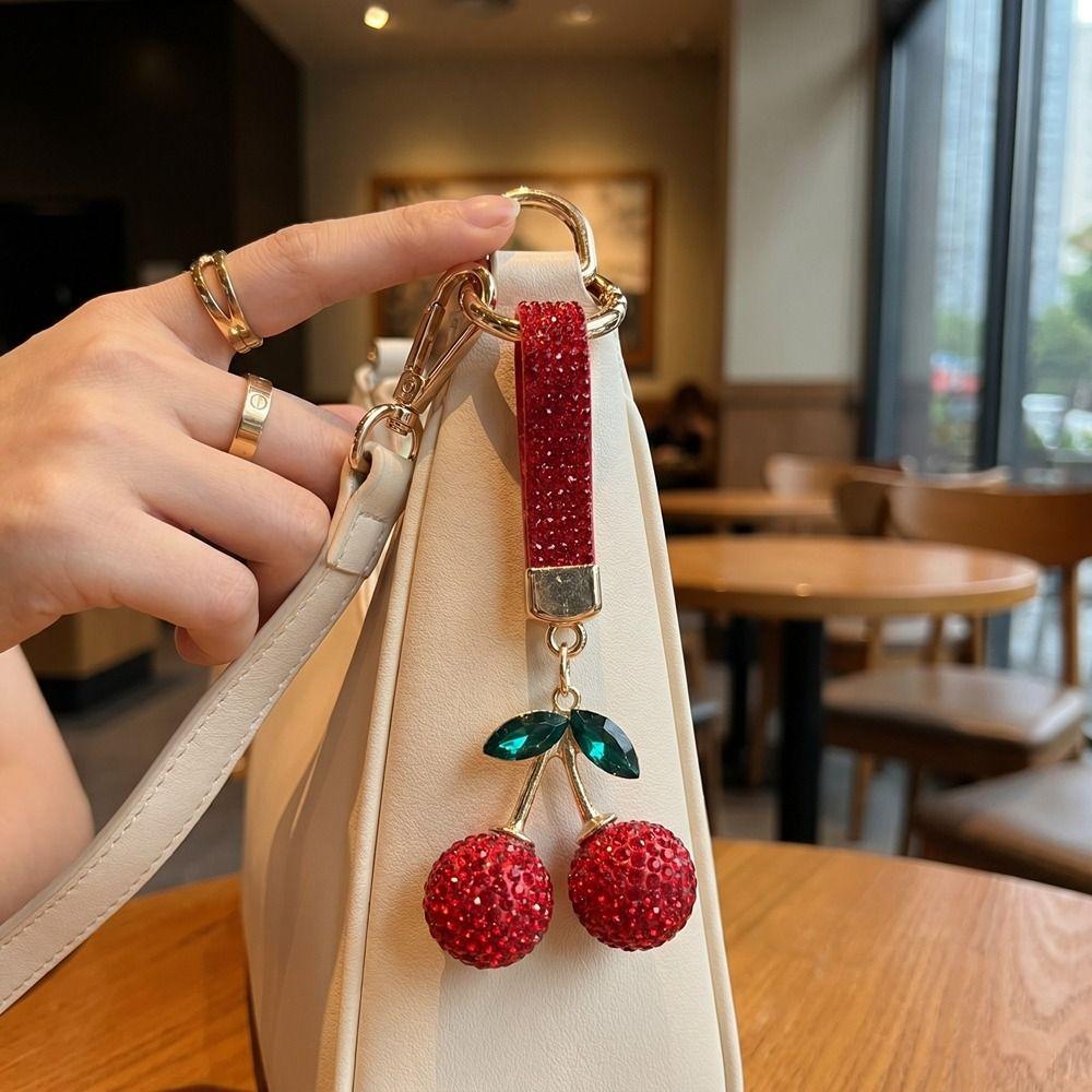 Hochwertiger Kristallkirschen-Anhänger Blingbling Strass Schlüsselanhänger für Auto Modischer Taschenanhänger Damen