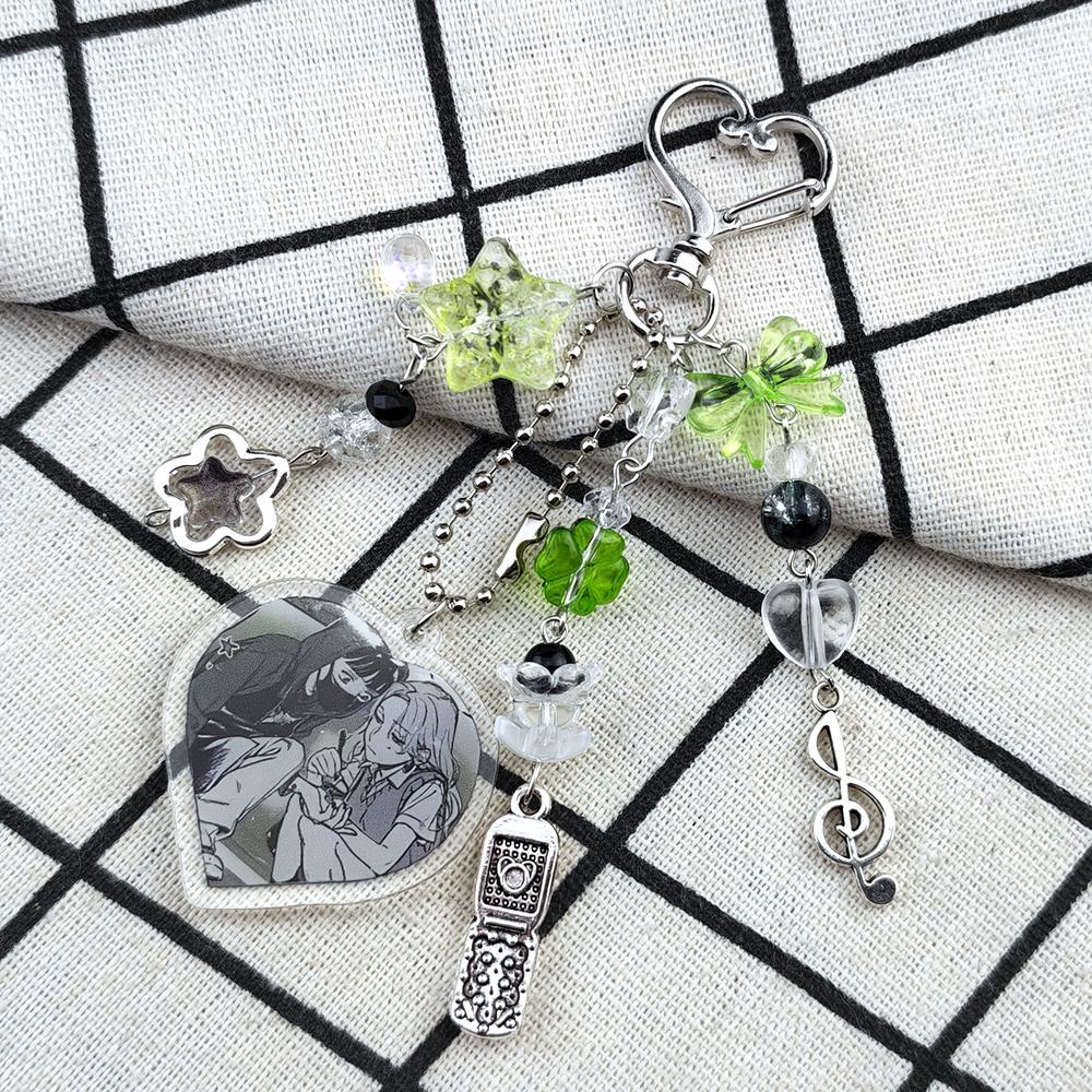 The Guy She Was Interested In Wasn't a Guy At All/Green Yuri Keychain Cute Anime Heart Keyring Handmade Beaded Accessory
