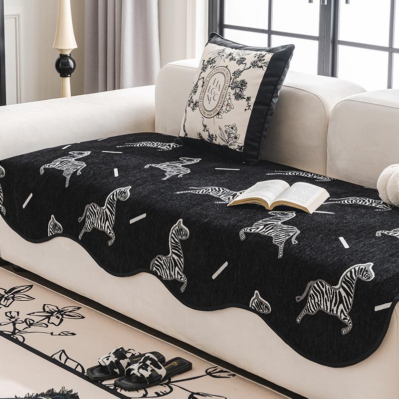 

Чехол для дивана с леопардовым принтом, декоративный нескользящий чехол для дивана, защитный чехол, универсальный, неровный, черный, подушка для дивана в европейском стиле в стиле ретро 70x70