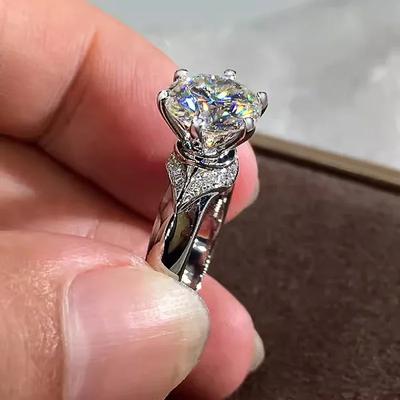 Huitan Brilliant Shiny CZ Rings for Wedding Band Luxury Opulent Exquisite Finger Accessory Elegant Temperament Jewelry for Women