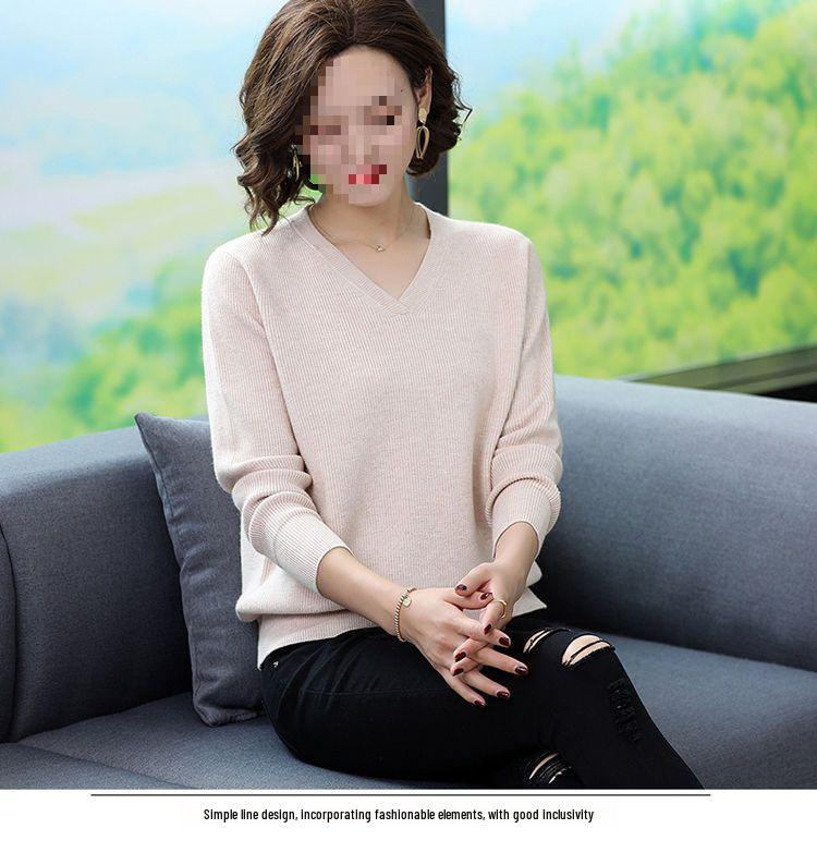 Plus Size Women's V-Neck Knitted Pullover Sweater - Autumn/Winter Loose Fit