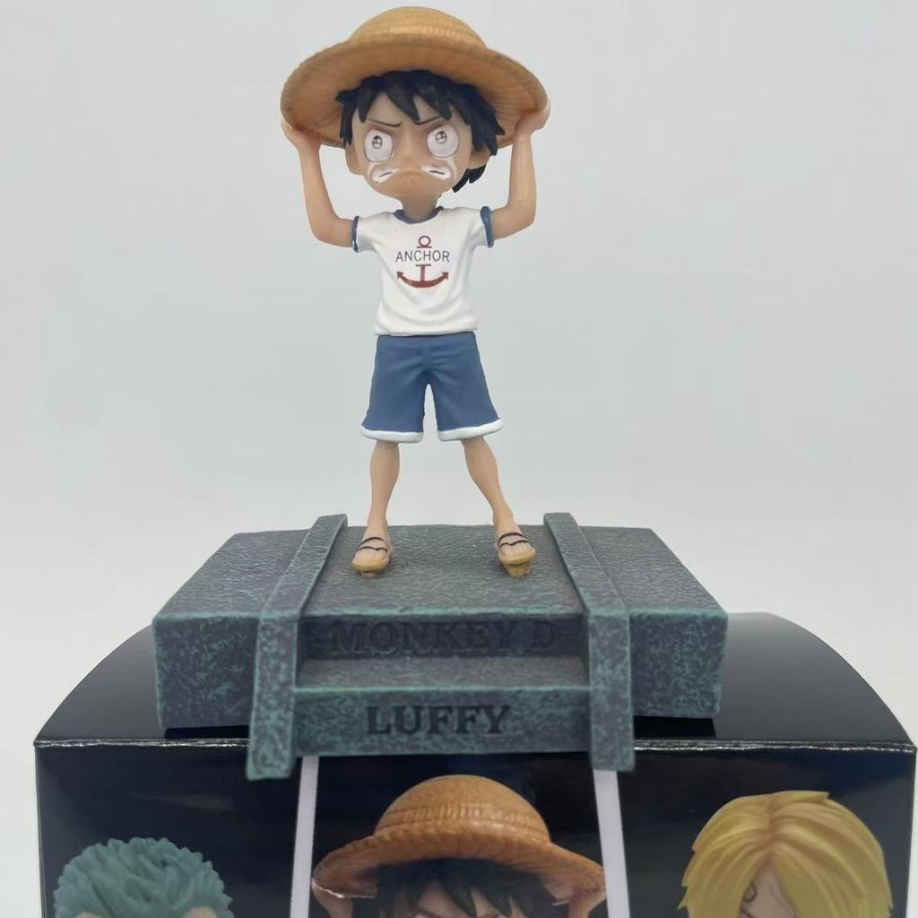 8cm One Piece Anime Figure Weep Luffy Zoro Sanji Usopp Figure Doll PVC Desk Decoration Statue Collection Model Toys Gifts