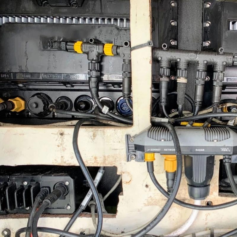 4 Port Joiner  Connector with IP67 Waterproof Rating Map  System Connector Marine Accessories Suitable for Matsutec NMEA200