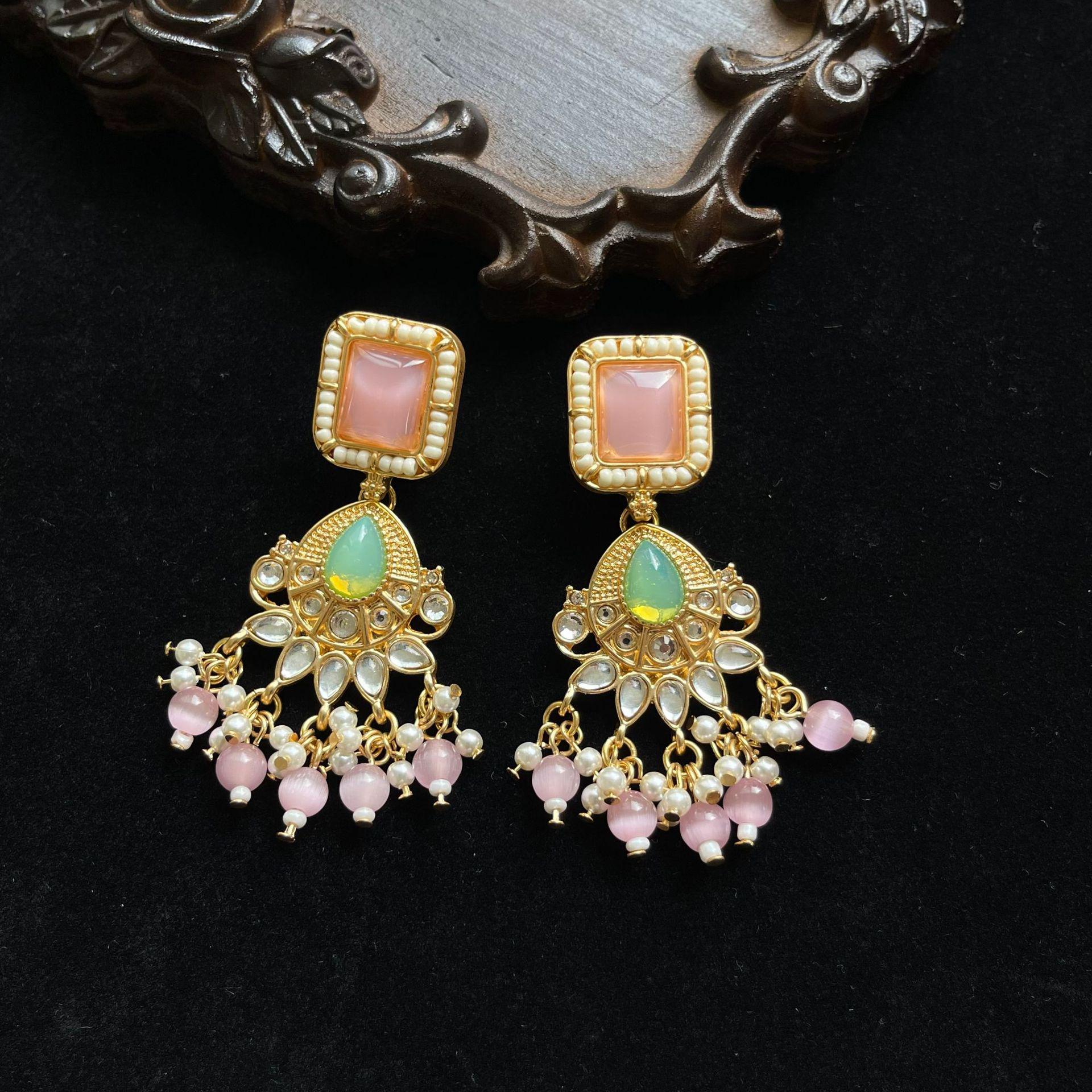 Винтажный набор из ожерелья и серег с зелеными стеклянными бусинами для женщин