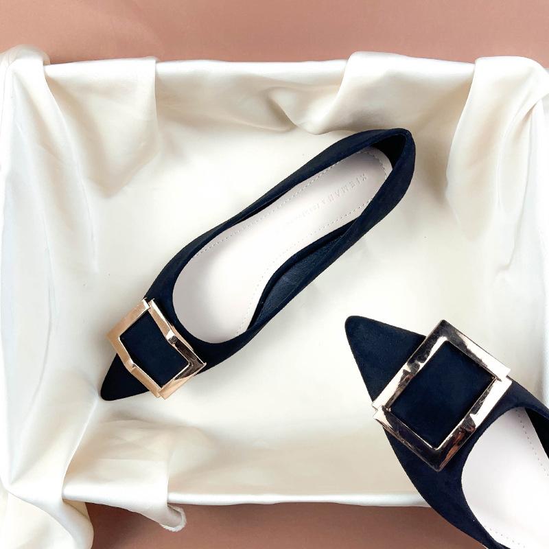 A metal buckle black velvet flat shoes women's summer soft sole new versatile pointed suede