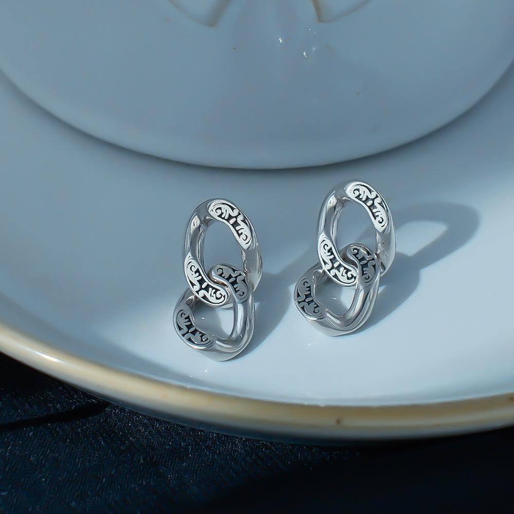 Autumn And Winter Cold Wind Tang Grass Flower Earrings Simple Niche Tassel Chain Shape Stud Earrings Generation
