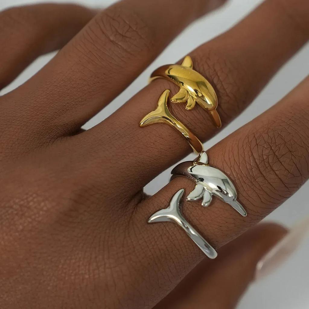 Exquisite Stainless Steel 18K Gold Plated Dolphin Design Ring Waterproof High Quality Ladies Jewelry for Daily Wear Vacation Etc