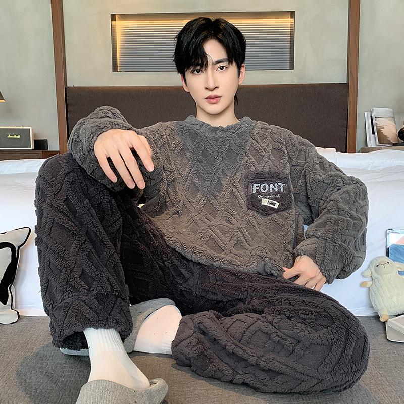 1set Men'S Casual Crew Neck Pajama Set, Cartoon Print, Polyester Knit Fabric, Slight Stretch, Loose Fit, Fall/Winter Warm Loungewear Set