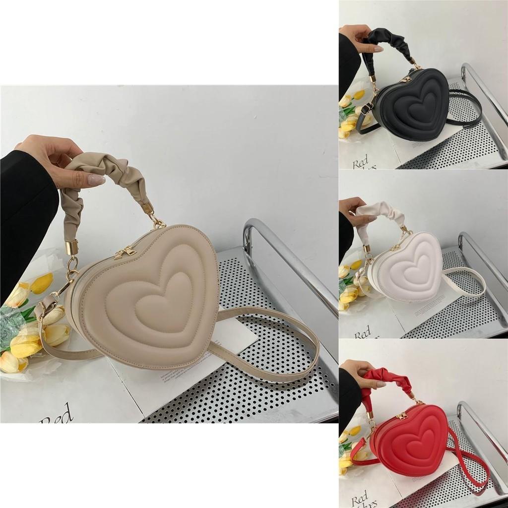 Adorable 2024 Heart Shaped Imprint Handbag For Girls Casual Fashionable Small Bag