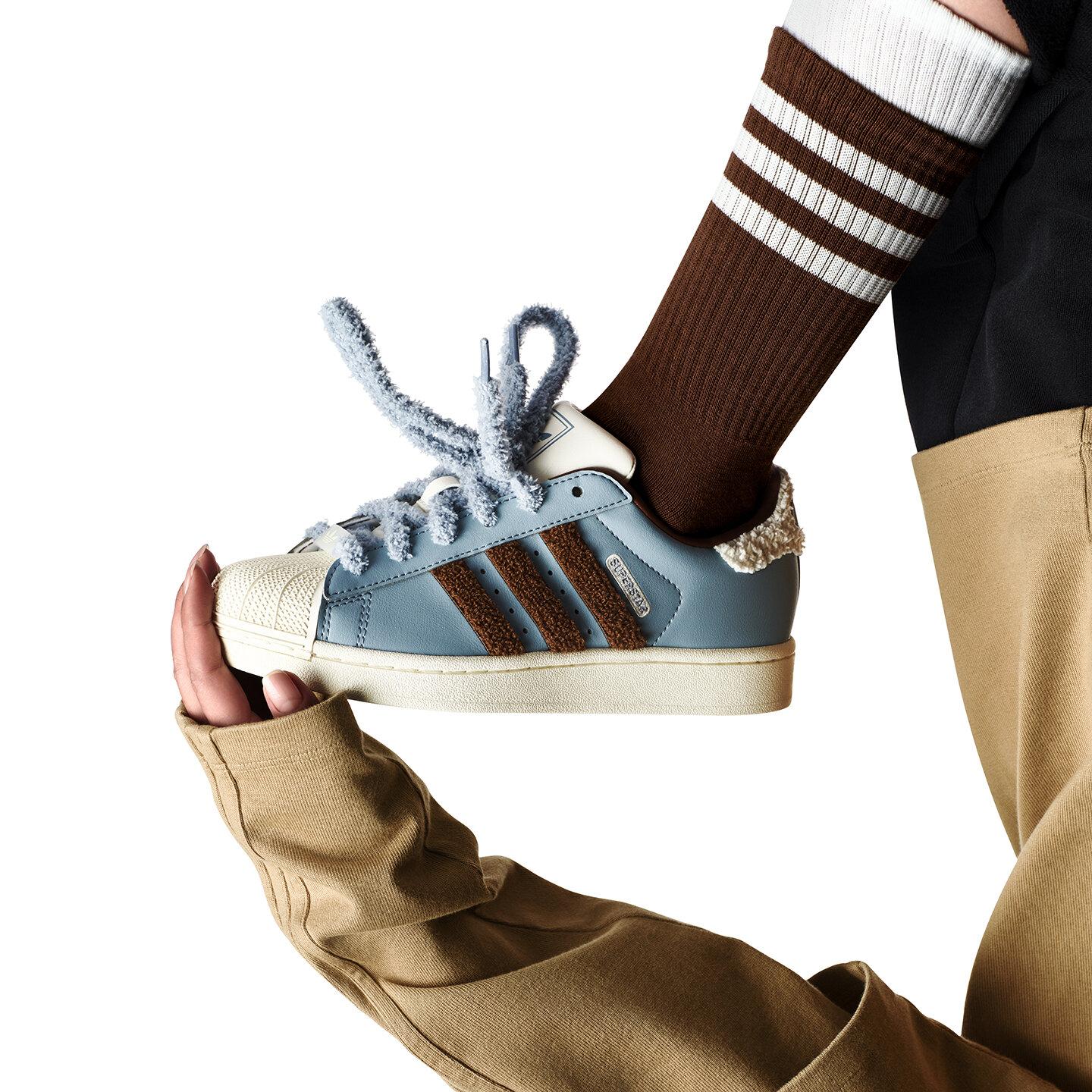 Adidas Originals Superstar 2 Synthetic Leather Skateboard Shoes Women 35.5