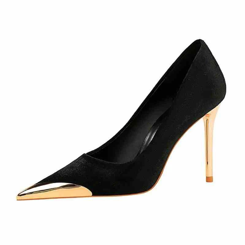 

Тонкий Высокий Каблук Женские Туфли для Вечеринки Клуба Модные Туфли с Мелким Острым Носком Элегантные Туфли Стриптизерши для Вечеринки 34 чёрный