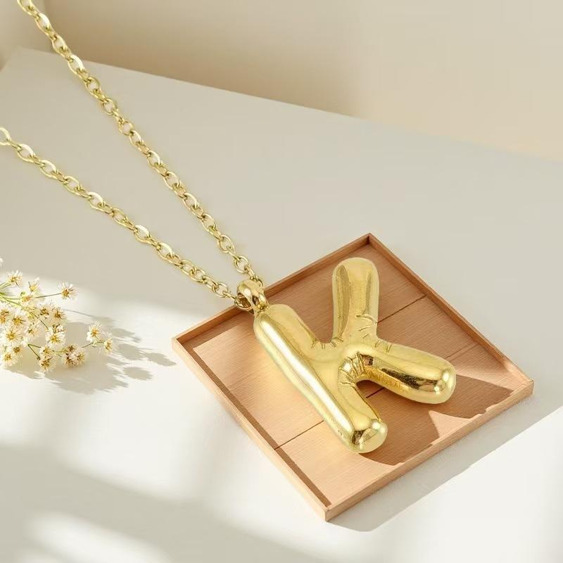 European and American titanium steel non-fading gold English letter necklace stainless steel bubble hip-hop letter pendant collarbone chain